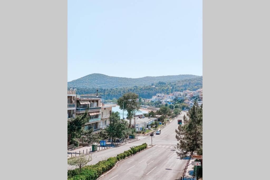 Seaside Apartment in Kalamitsa Area Kavala Bagian luar foto